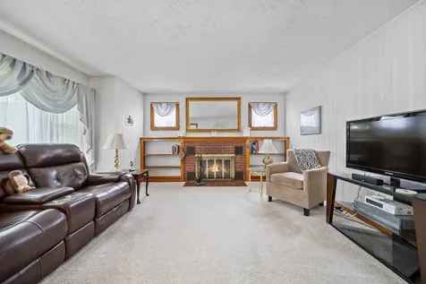 310 Ashland Street Manchester NH 03104
