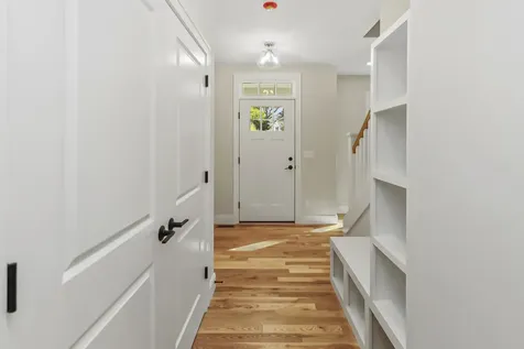 6 Boyd Road Portsmouth NH 03801