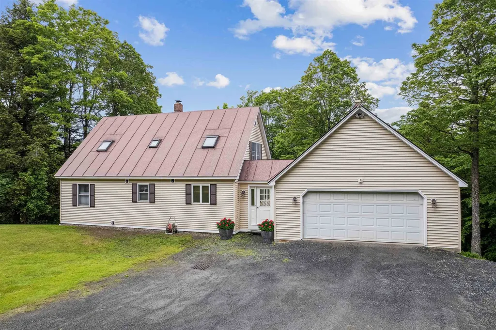 530 West Road Barnard VT 05031