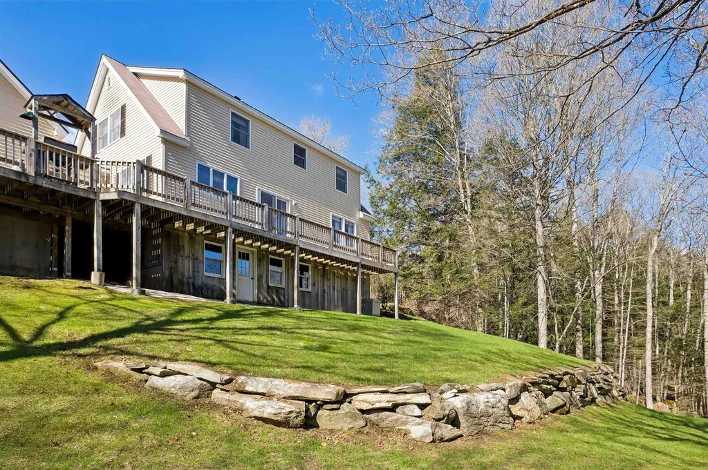 530 West Road Barnard VT 05031