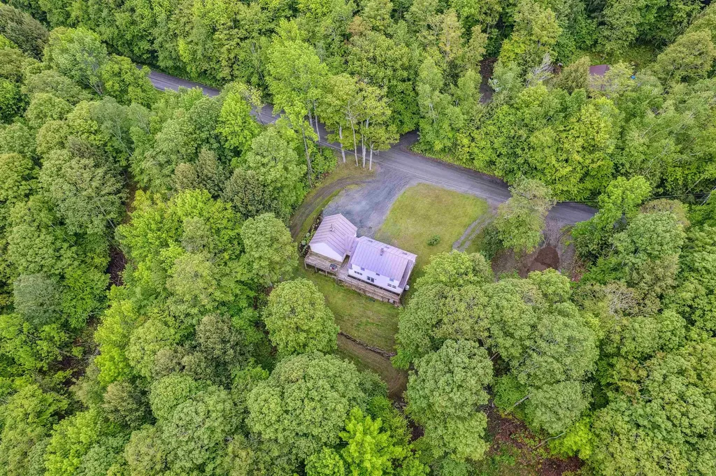 530 West Road Barnard VT 05031