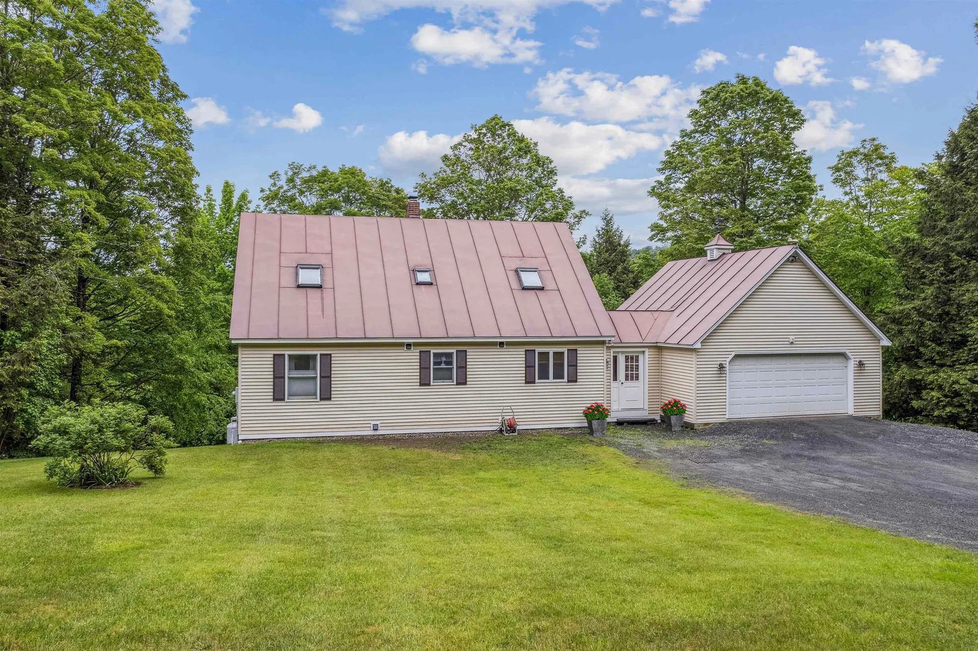 530 West Road Barnard VT 05031