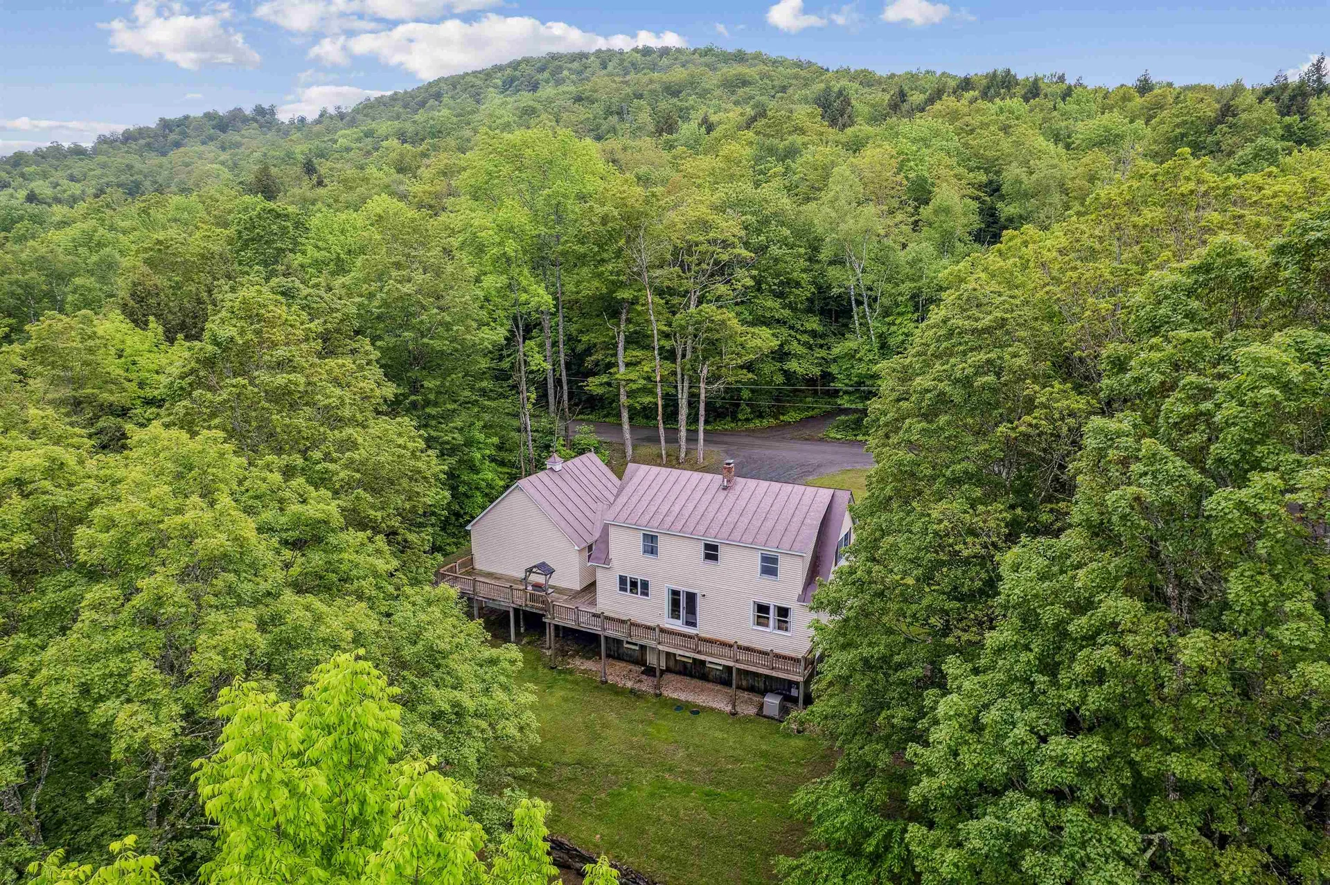 530 West Road Barnard VT 05031