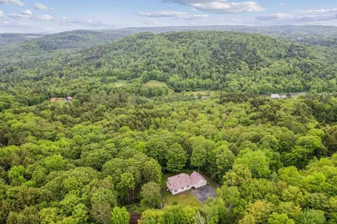 530 West Road Barnard VT 05031