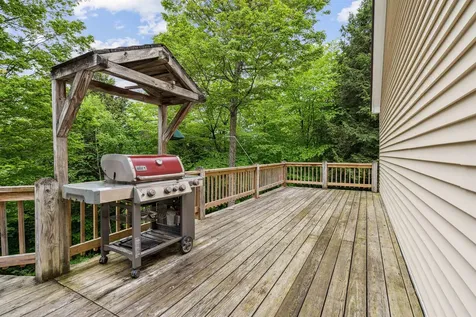 530 West Road Barnard VT 05031