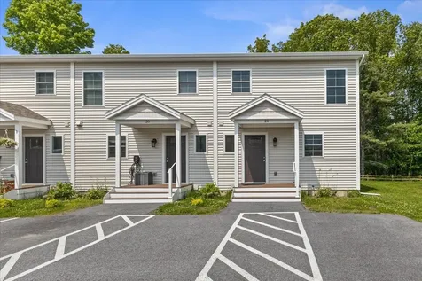 24 Wilsons End Place Essex VT 05452