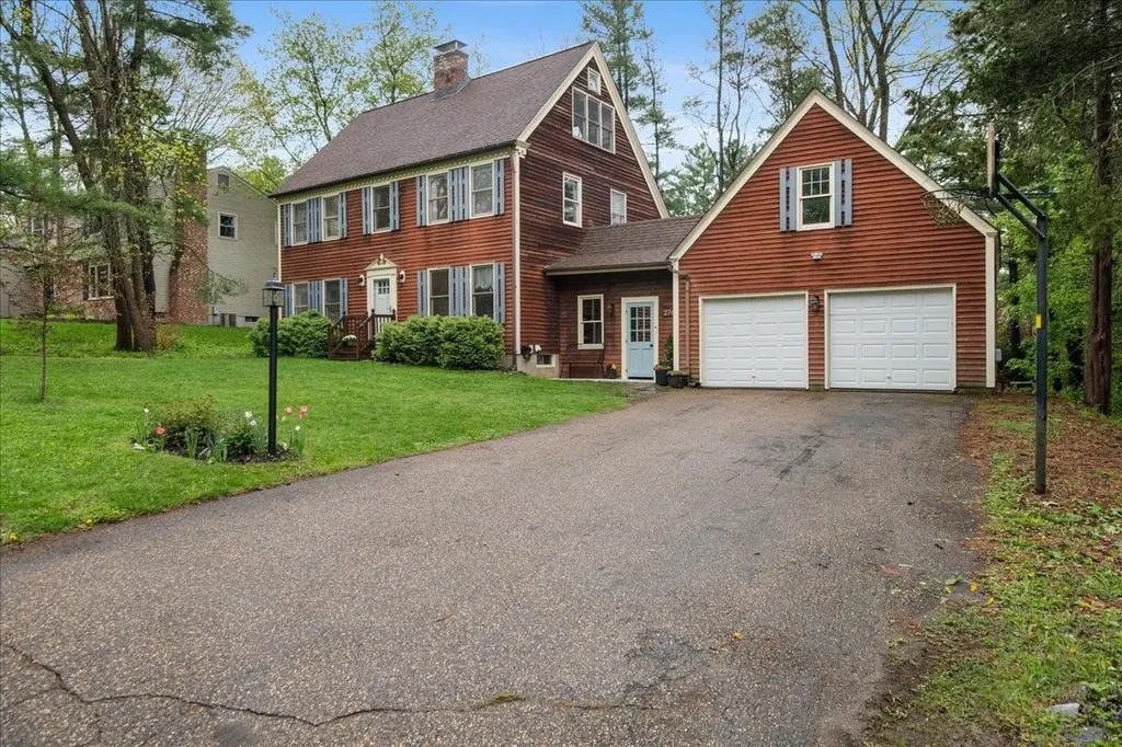 276 Oak Hill Road Shelburne VT 05482