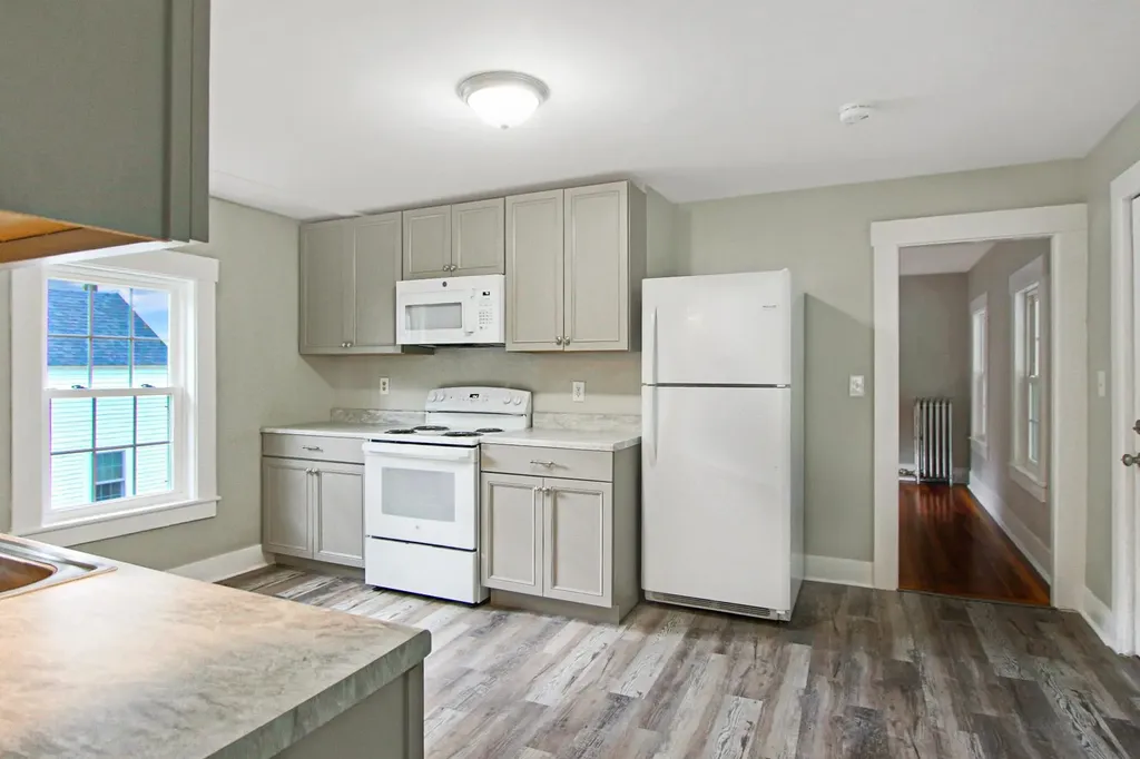 35 Souhegan Street Milford NH 03055
