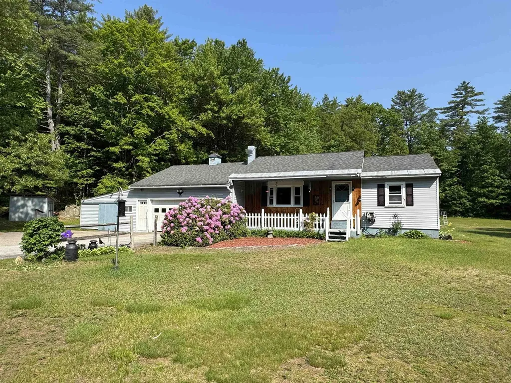 214 Daniel Webster Highway Boscawen NH 03303