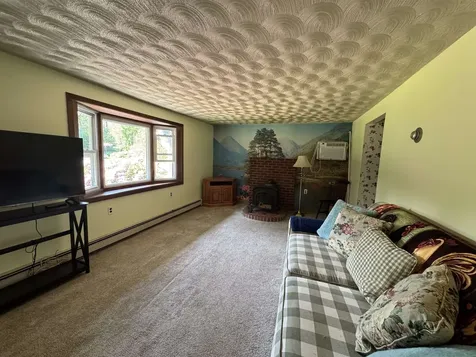 214 Daniel Webster Highway Boscawen NH 03303