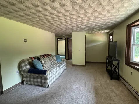 214 Daniel Webster Highway Boscawen NH 03303