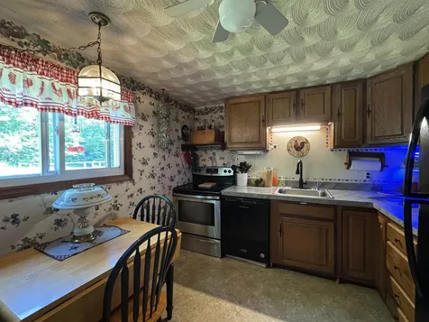 214 Daniel Webster Highway Boscawen NH 03303