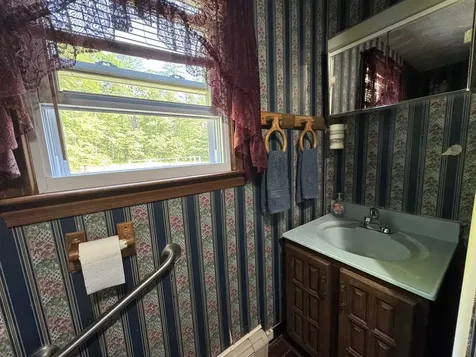 214 Daniel Webster Highway Boscawen NH 03303