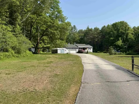 214 Daniel Webster Highway Boscawen NH 03303