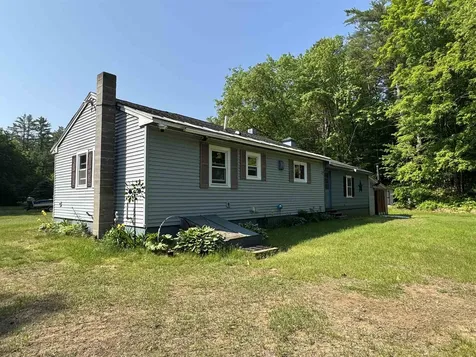 214 Daniel Webster Highway Boscawen NH 03303