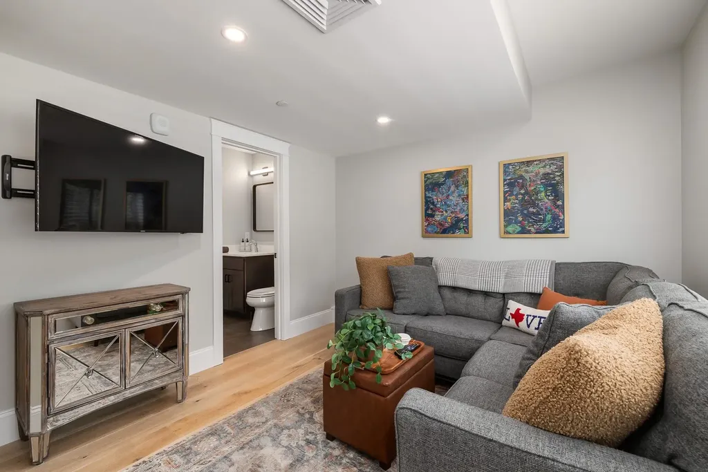 50 Cate Street Portsmouth NH 03801
