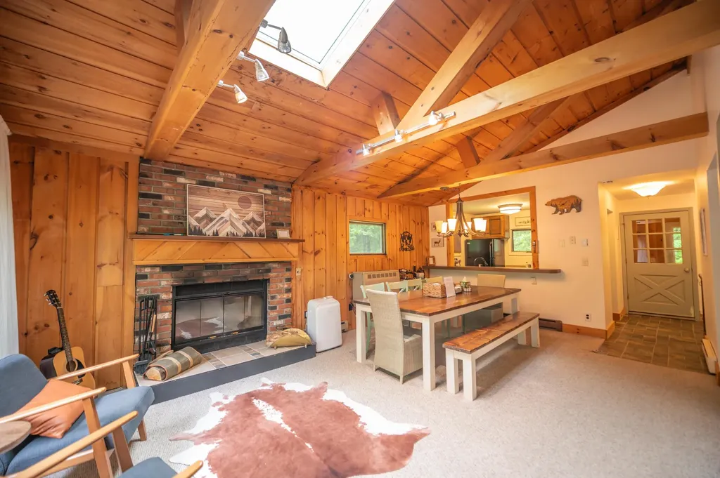 28 Country Club Road Dover VT 05356