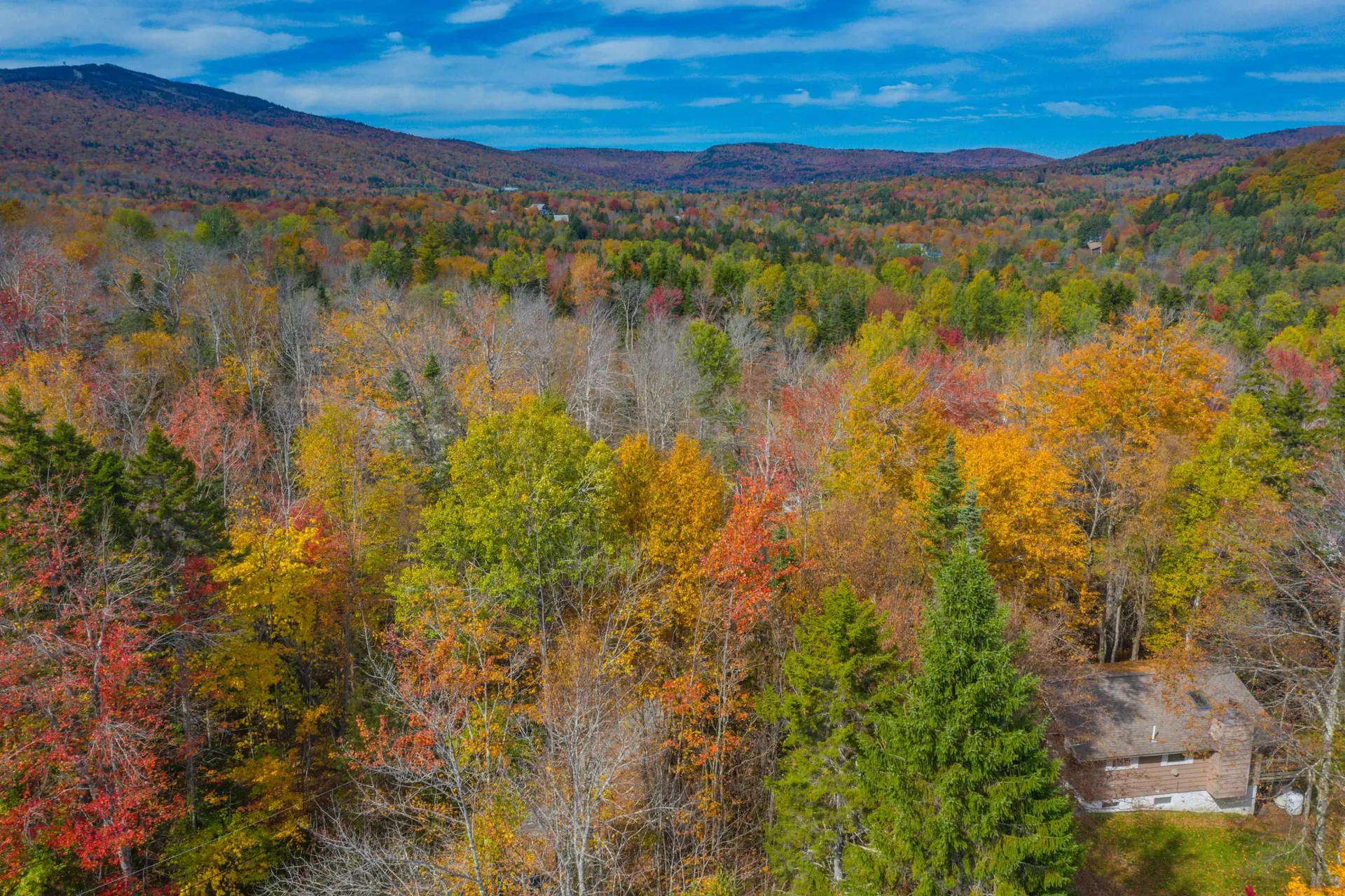 28 Country Club Road Dover VT 05356