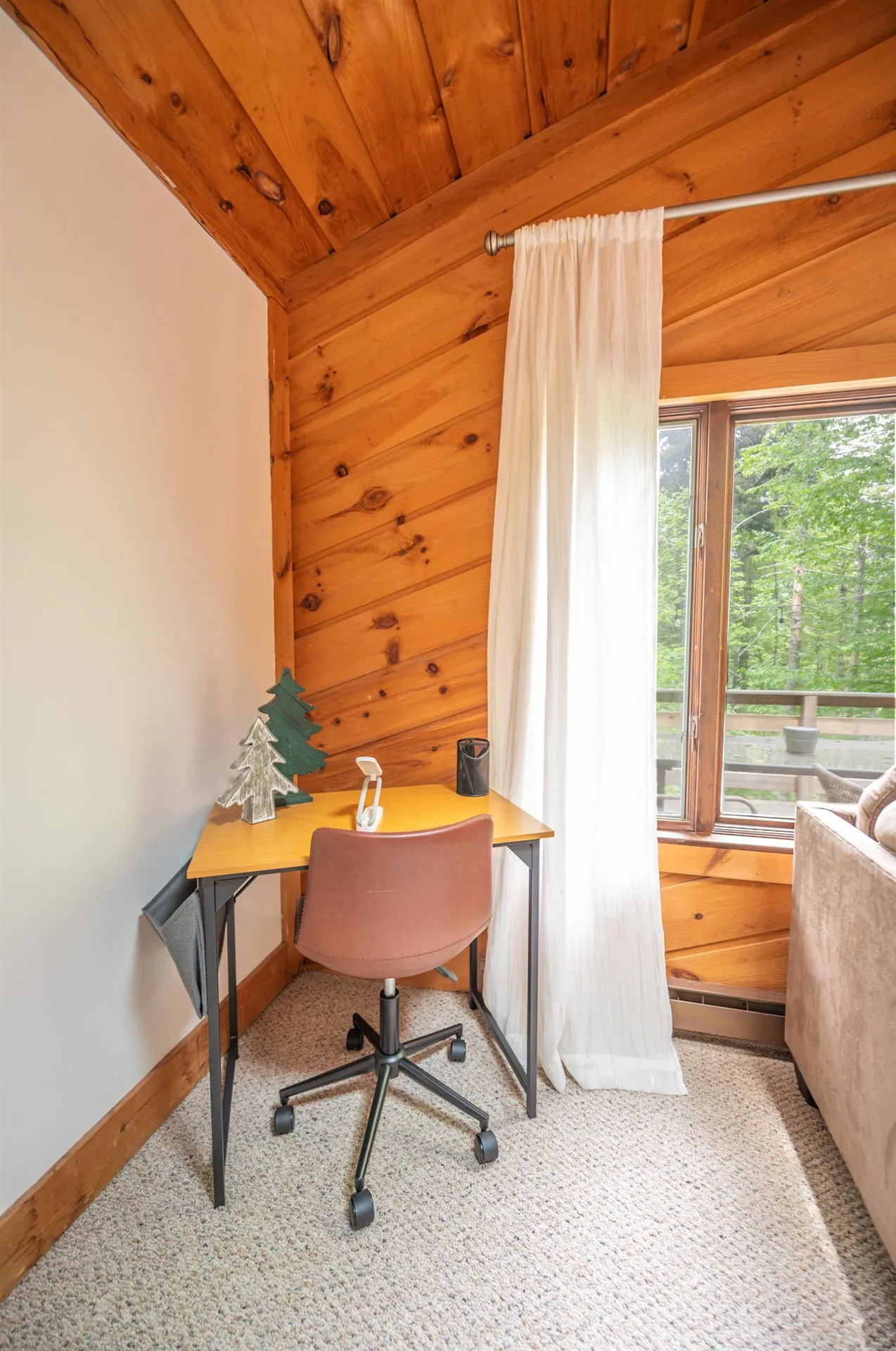 28 Country Club Road Dover VT 05356