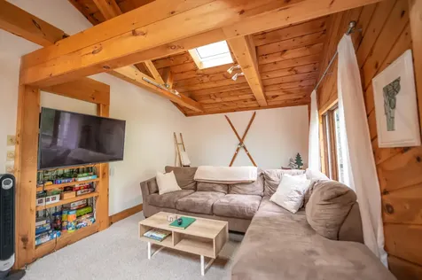 28 Country Club Road Dover VT 05356