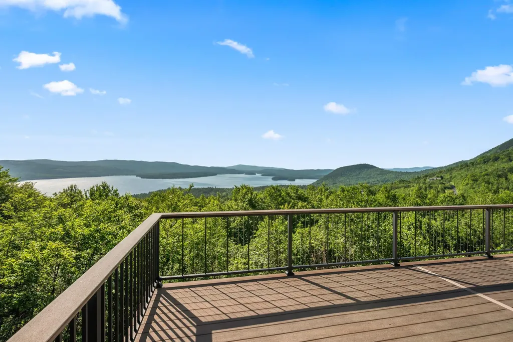 4 Skyline Drive Hebron NH 03241