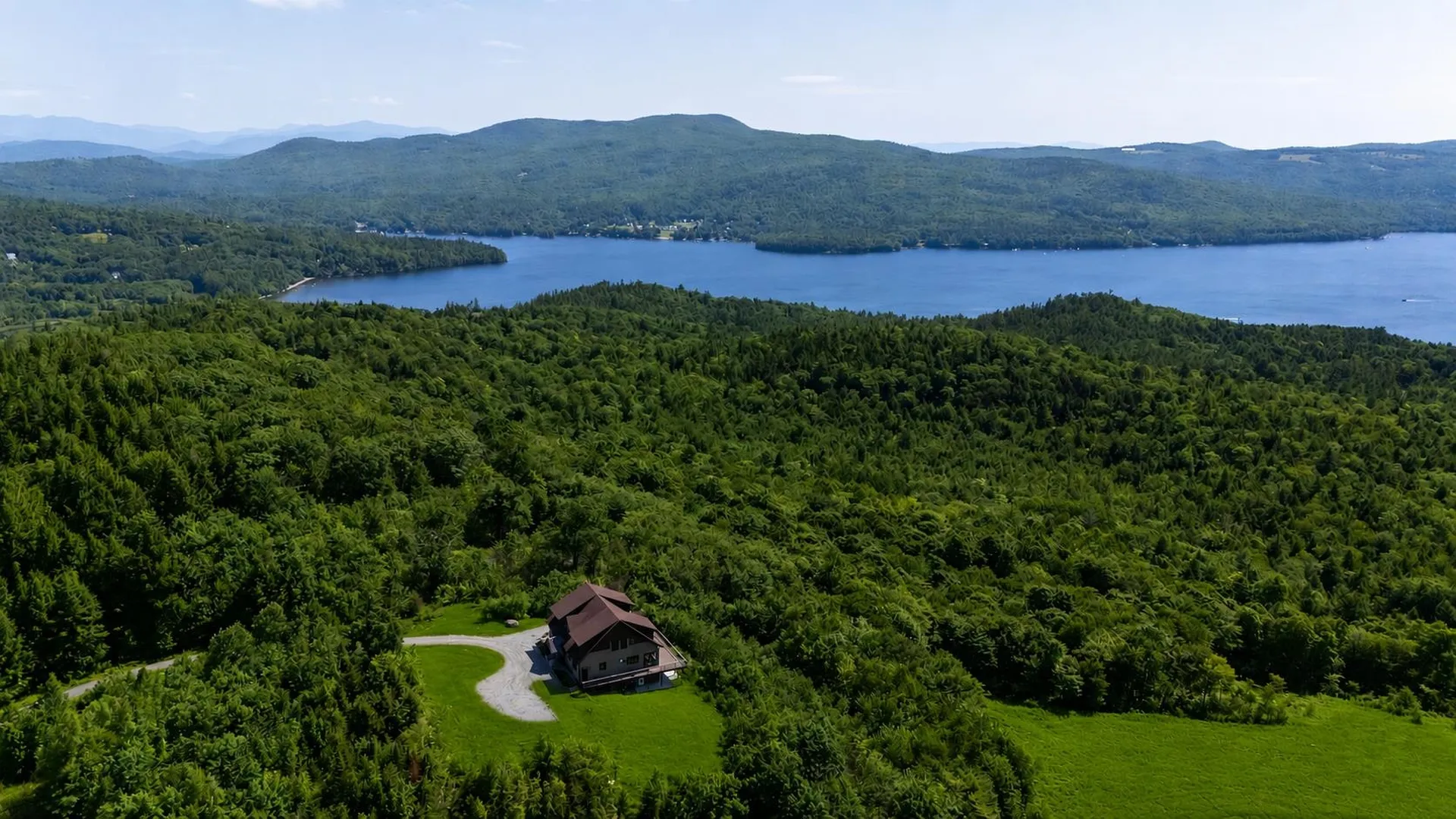 4 Skyline Drive Hebron NH 03241