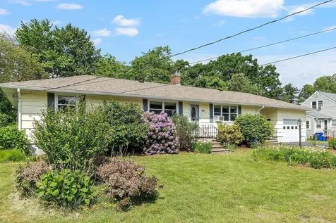 188 Cody Street Manchester NH 03109
