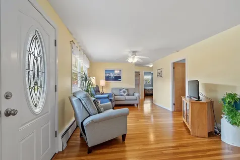 188 Cody Street Manchester NH 03109