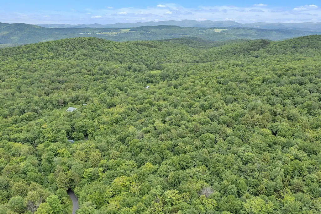 00 Frank's Way Middlesex VT 05602