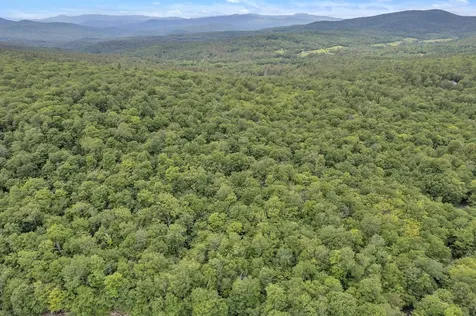 00 Frank's Way Middlesex VT 05602