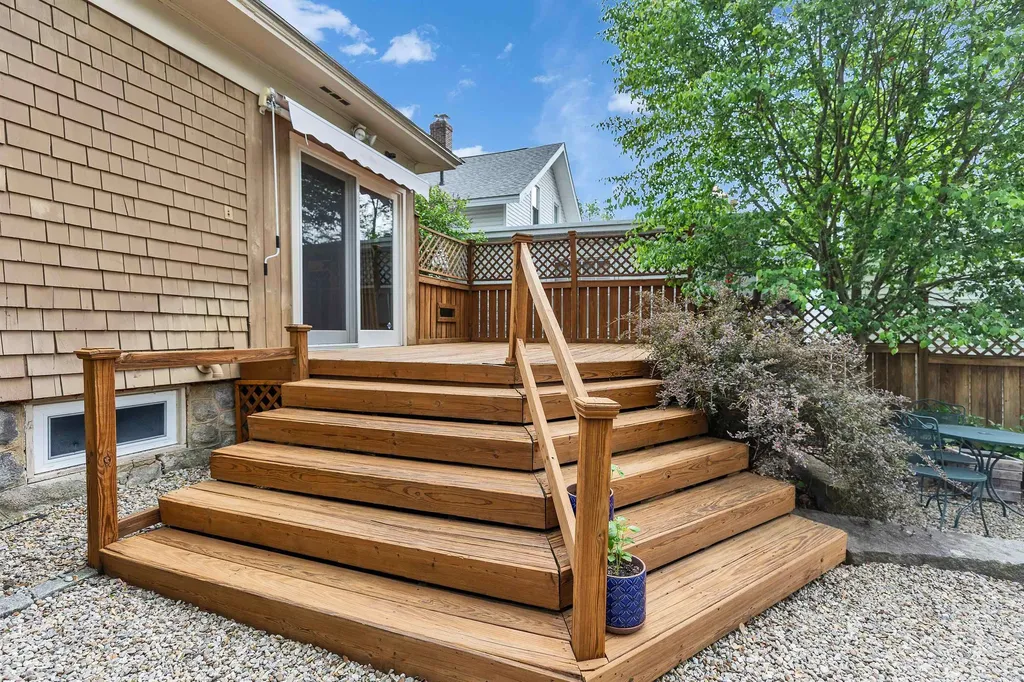 48 North Adams Street Manchester NH 03104