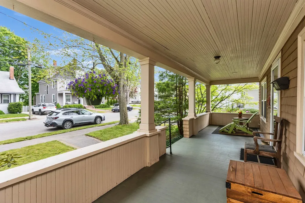 48 North Adams Street Manchester NH 03104