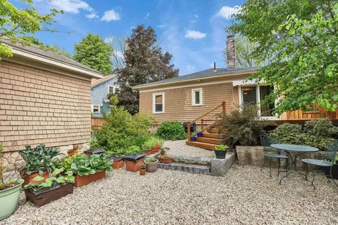 48 North Adams Street Manchester NH 03104