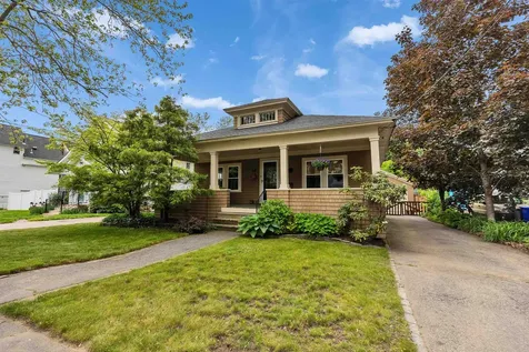 48 North Adams Street Manchester NH 03104