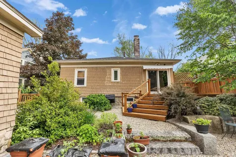 48 North Adams Street Manchester NH 03104