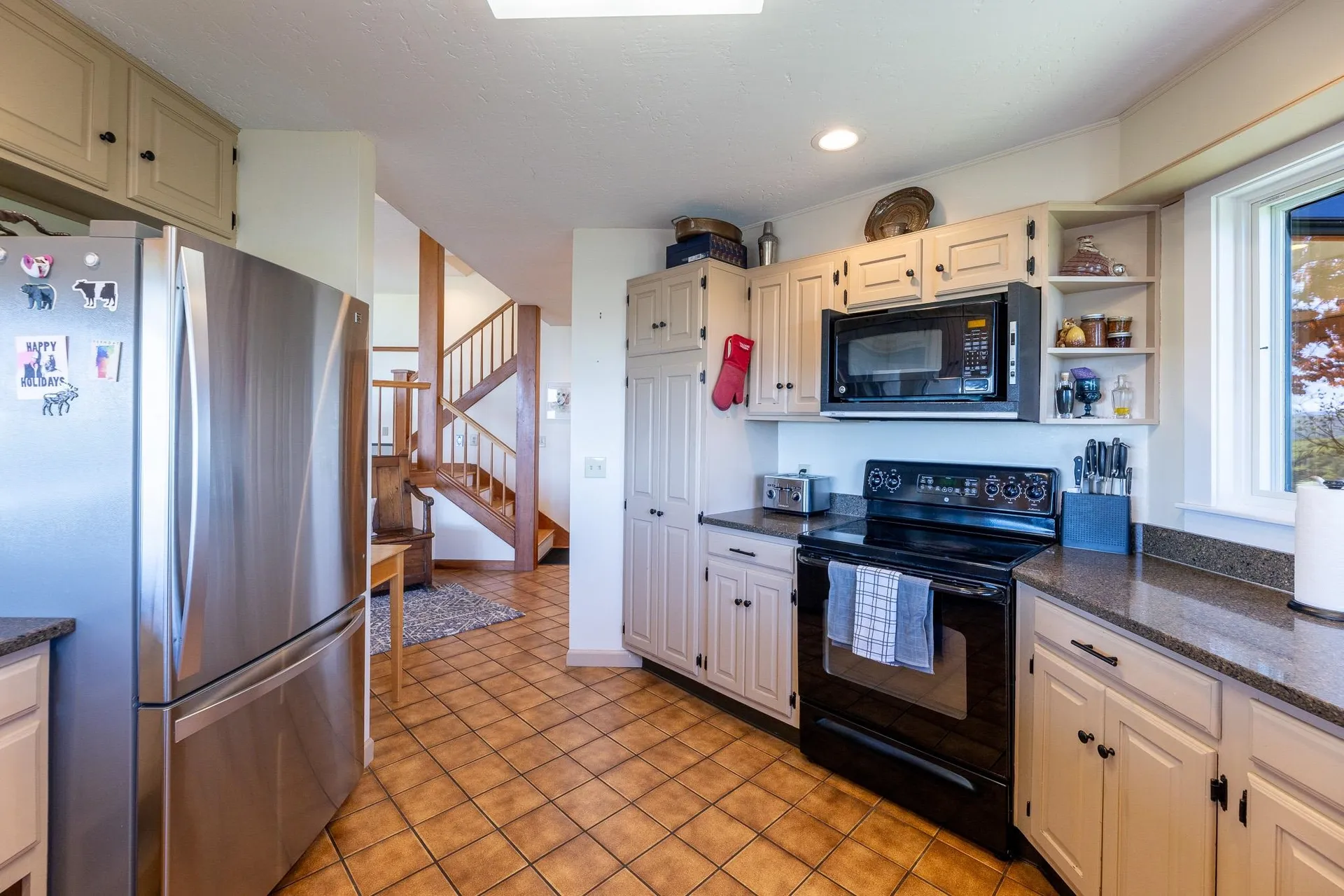 122 Coachman's Way Hartford VT 05001