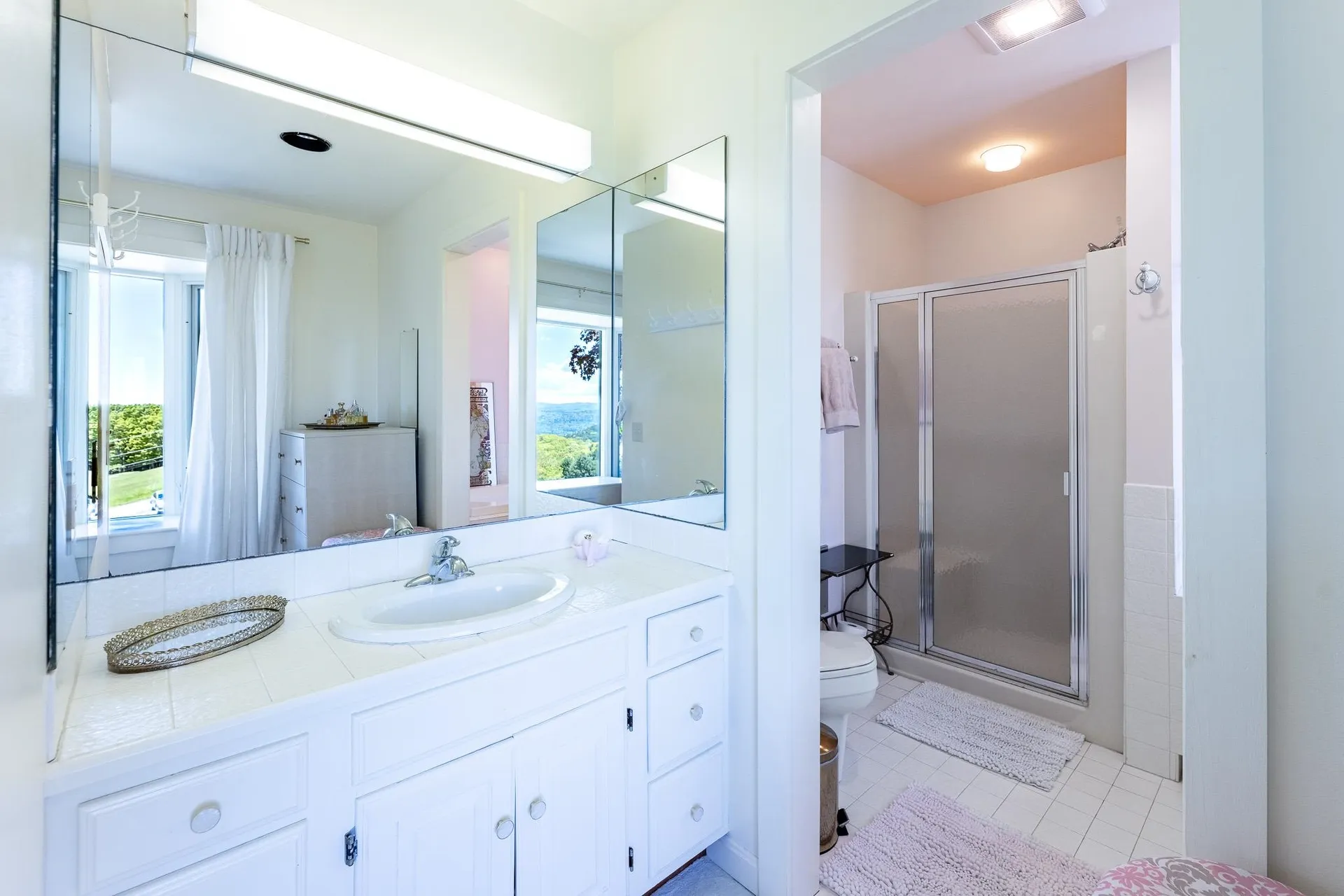 122 Coachman's Way Hartford VT 05001