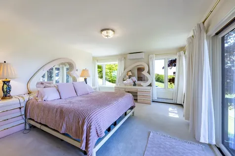 122 Coachman's Way Hartford VT 05001