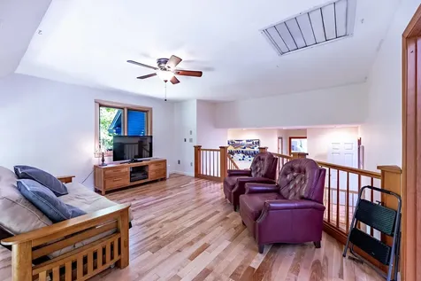 122 Coachman's Way Hartford VT 05001