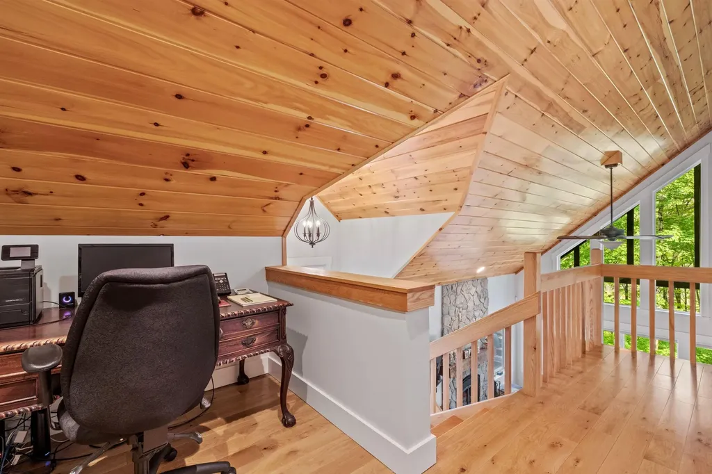 79 Flume Road Lincoln NH 03251