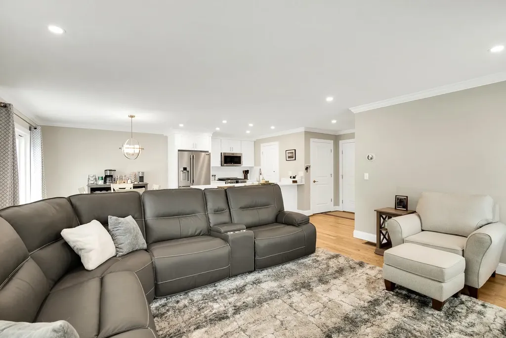 9-2 Porch Light Drive Dover NH 03820