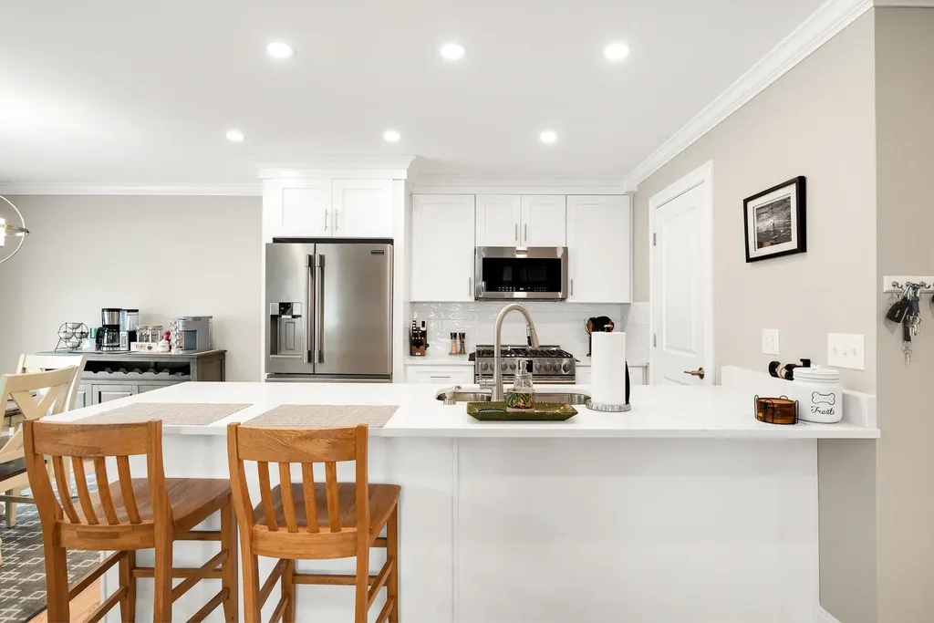 9-2 Porch Light Drive Dover NH 03820