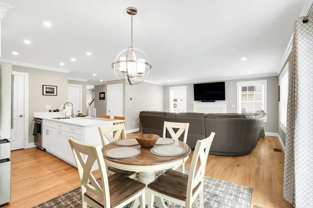 9-2 Porch Light Drive Dover NH 03820