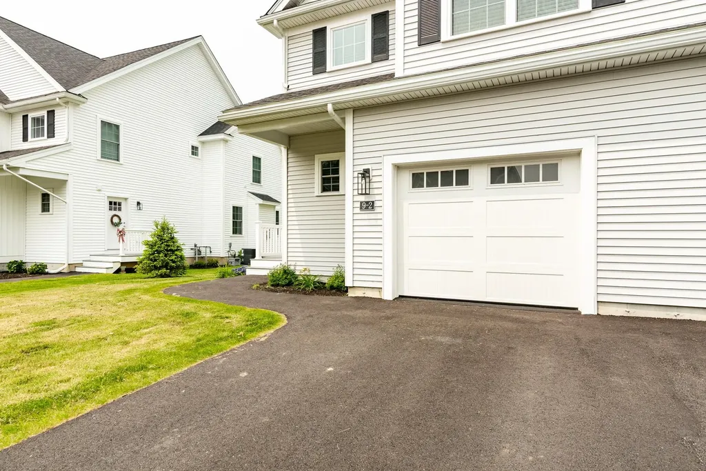 9-2 Porch Light Drive Dover NH 03820