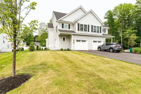 9-2 Porch Light Drive Dover NH 03820