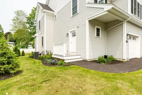 9-2 Porch Light Drive Dover NH 03820