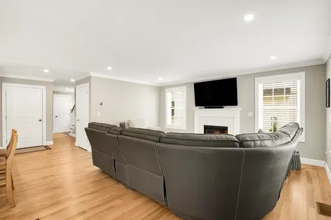 9-2 Porch Light Drive Dover NH 03820