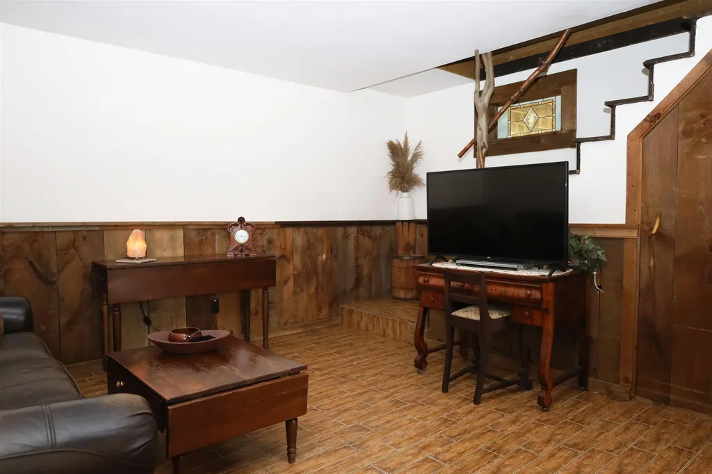 441 Radar Road East Haven VT 05837