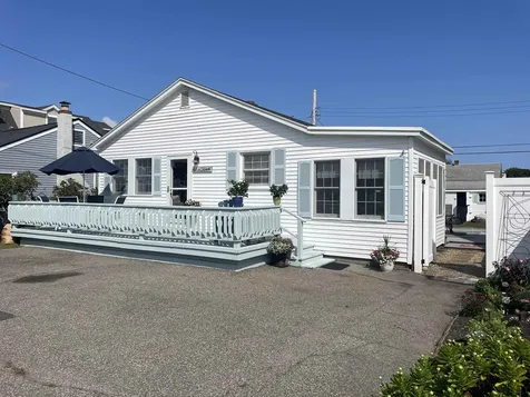 228 Bristol Street Seabrook NH 03874