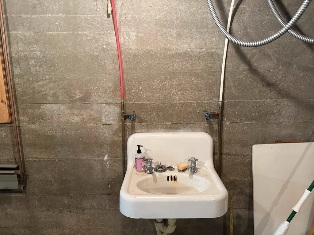 196 Lafayette Road Starksboro VT 05443